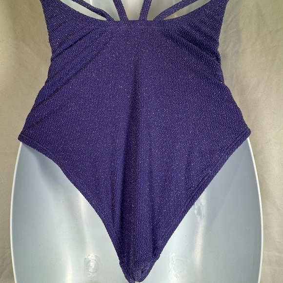 CUPSHE Stardust Scoop Neck One-Piece - Picture 12 of 12
